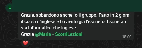 Messaggio WhatsApp: studentessa comunica di aver ottenuto entrambi gli esoneri di inglese e informatica in 2 giorni