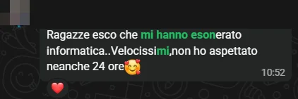 Messaggio WhatsApp: studente comunica l'esonero di informatica ricevuto in meno di 24 ore
