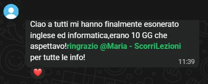 Messaggio WhatsApp: studente ringrazia dopo aver ottenuto entrambi gli esoneri di inglese e informatica