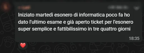 Screenshot WhatsApp: testimonianza studente sull'esonero di informatica con EIPASS
